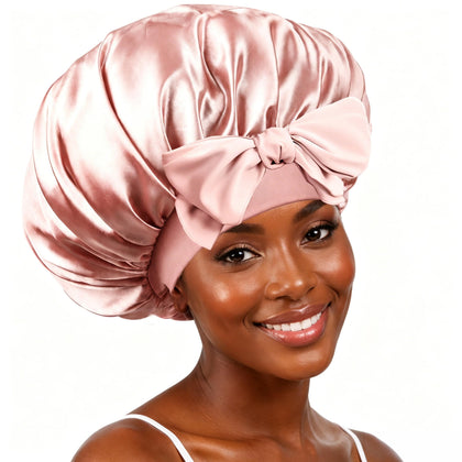 Bonnet en soie Confvrter rose vue de face