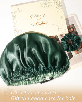 Bonnet satin YANIBEST plié avec étiquette visible
