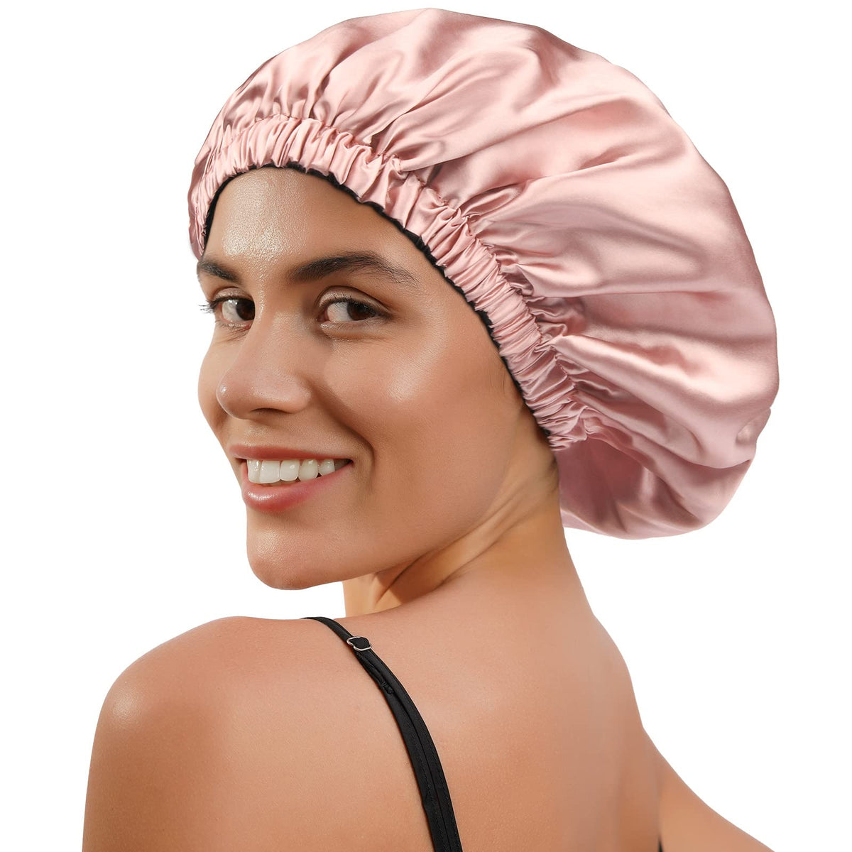 Bonnet YANIBEST en satin avec étiquette