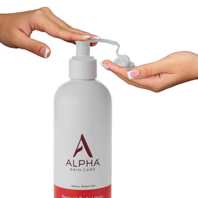 Bouteille de Alpha Lotion avec texture