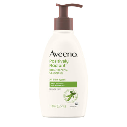 Bouteille de nettoyant visage éclaircissant Aveeno de 330 ml avec étiquette
