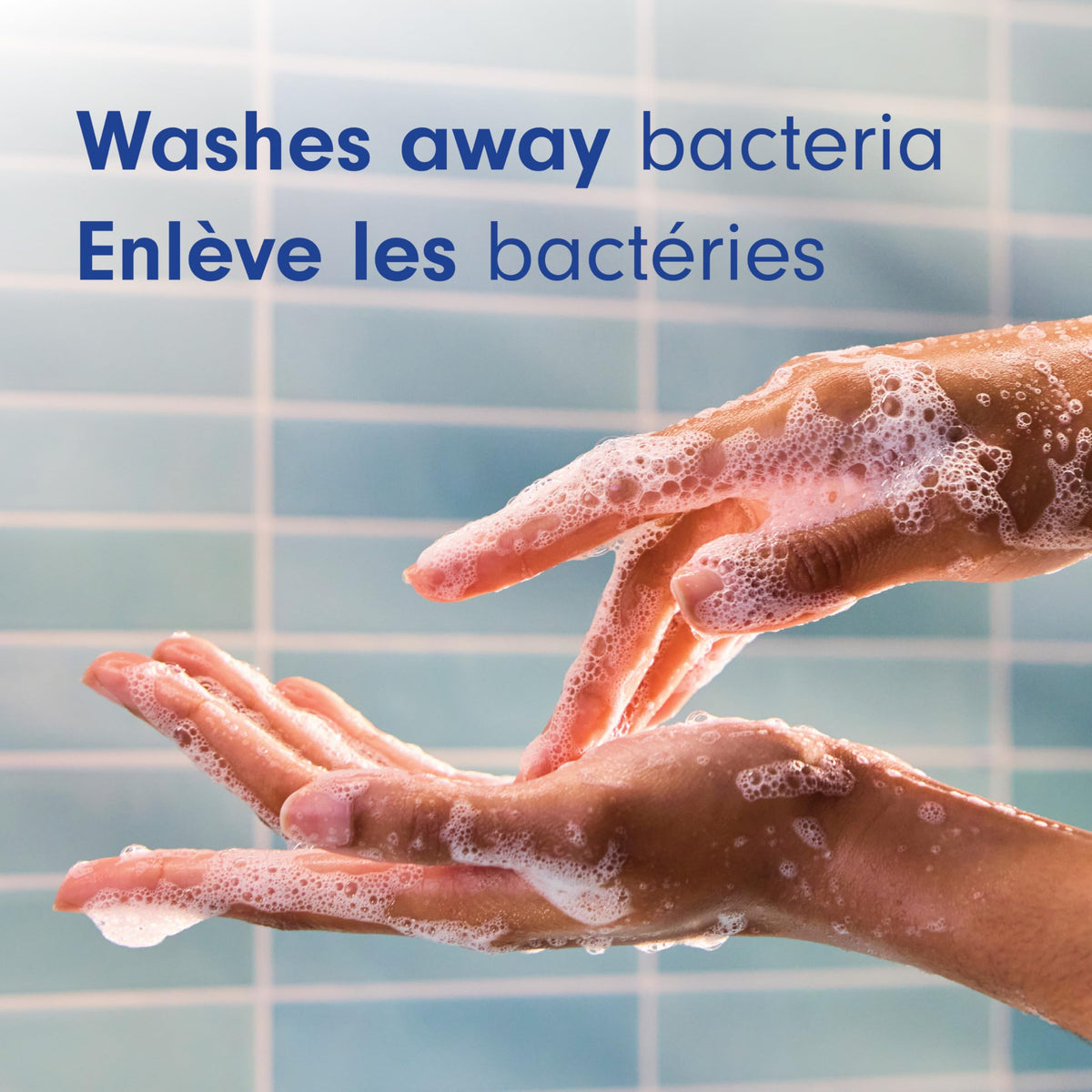 Bouteille de savon liquide Softsoap avec étiquette visible