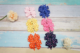 Bows assortis pour coiffures de petites filles