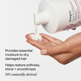 Briogeo Après-Shampoing Super Hydratant application sur cheveux