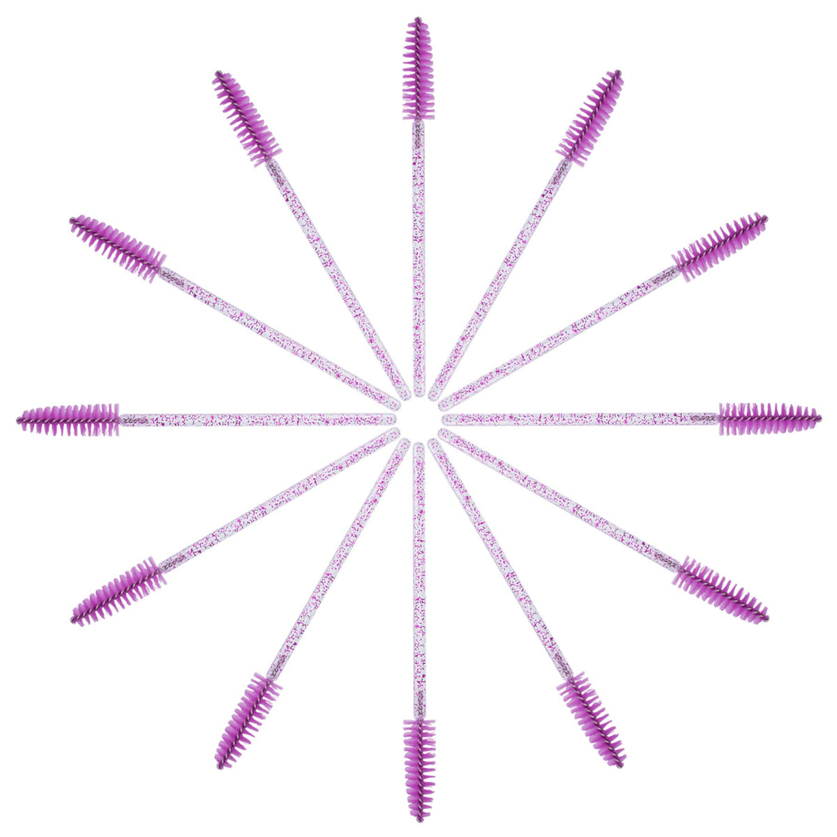 Brosse à cils CHEFBEE en action dans un salon de beauté