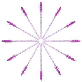 Brosse à cils CHEFBEE en action dans un salon de beauté