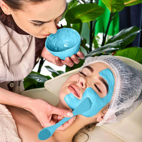 Brosse à masque RamPula prête à l'emploi avec produits de soin