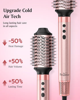 Brosse chauffante Brightup avec finition rose doré sur fond neutre