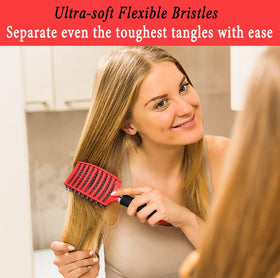 Brosse démêlante KTKUDY en situation de coiffage
