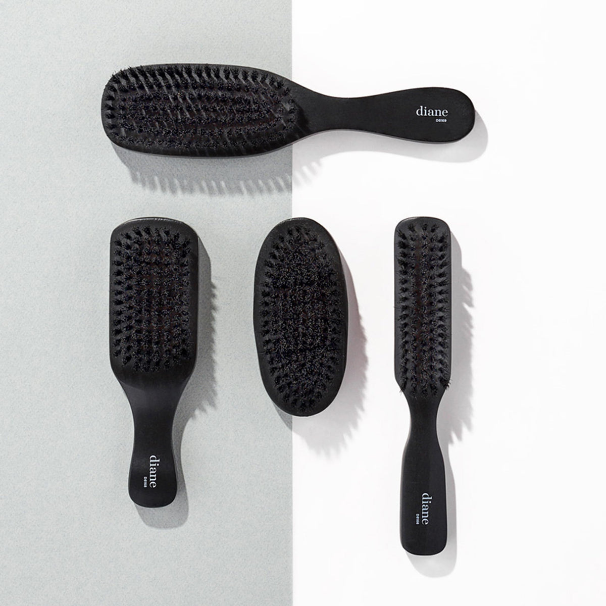 Brosse militaire Diane avec détails en bois