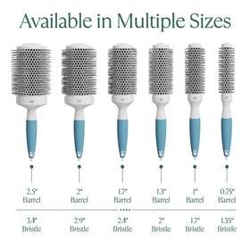 Brosse Osensia sur une coiffeuse avec accessoires de beauté