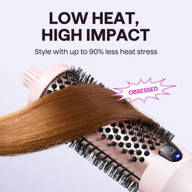 Brosse thermique Wavytalk 1,5″ avec cheveux lisses et brillants
