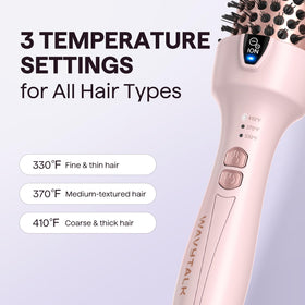 Brosse thermique wavytalk 1,5'' mise en scène sur une table de maquillage