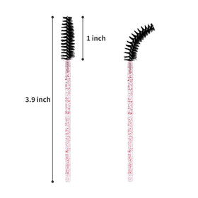Brossettes à cils CHEFBEE sur un fond de maquillage