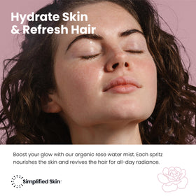 Brume d'Eau de Rose Bio Simplified Skin en utilisation sur le visage