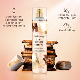 Brume parfumée Cozy Fireside S'more appliquée sur un poignet