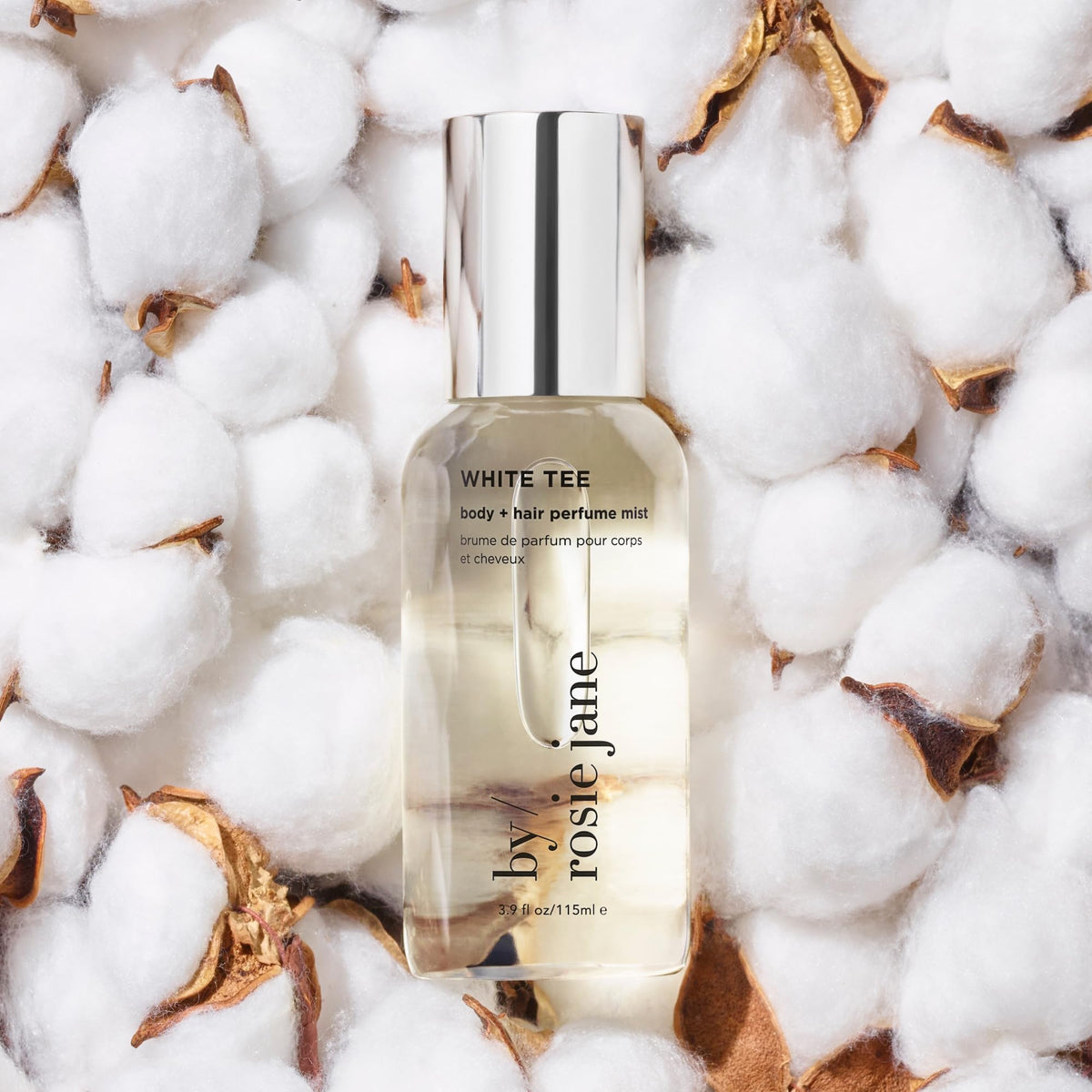 Brume Parfumée White Tee vaporisée sur cheveux et peau