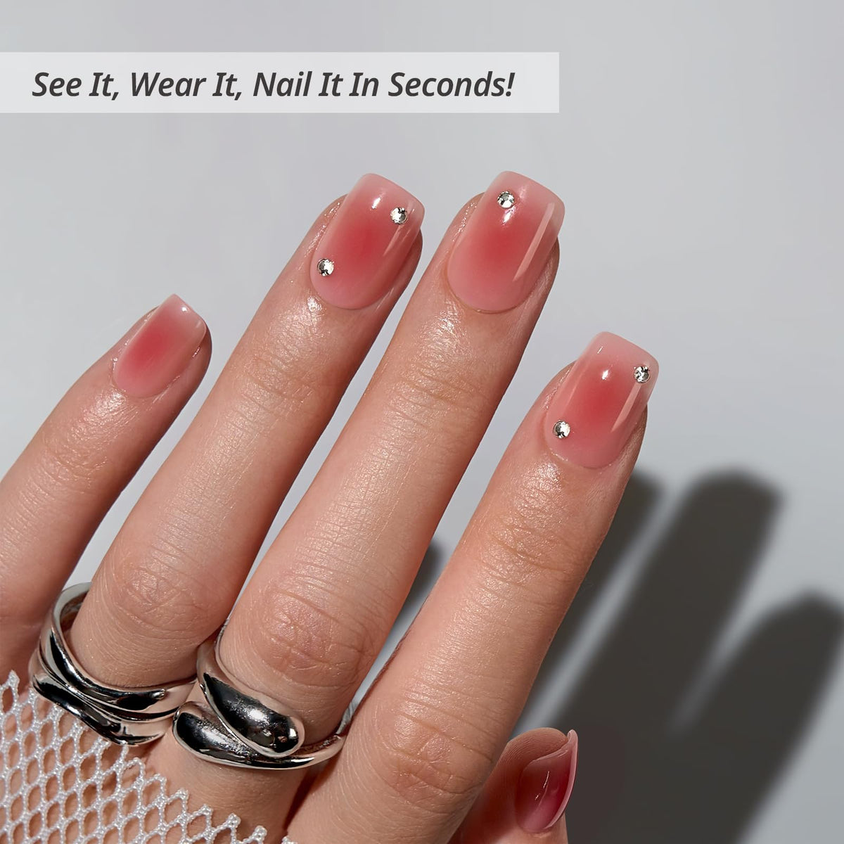 BTArtbox Faux Ongles Cyber Crimson boîte avec accessoires inclus