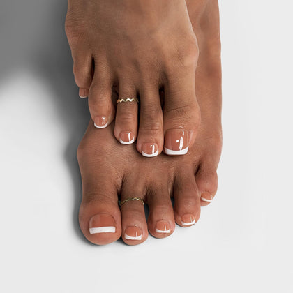 BTArtbox faux ongles de pieds squoval blanc vue de face