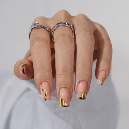 BTArtbox faux ongles dorés feuille modèle avant avec finition brillante