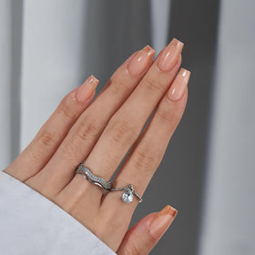 BTArtbox faux ongles pressés, en situation quotidienne