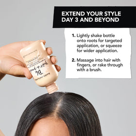 Bumble and bumble Prêt-à-powder Shampoo Sec 20g in hand