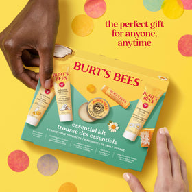 Burt's Bees Essentials Kit en présentation de groupe