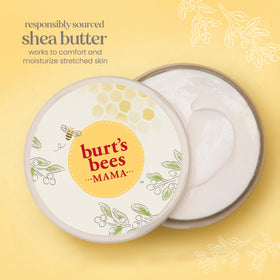 Burt's Bees Mama Belly Butter 240g texture crémeuse sur une main