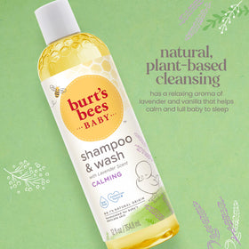 Burt's Bees Shampoo et Gel Douche Bébé Lavande 355 ml sur un fond neutre