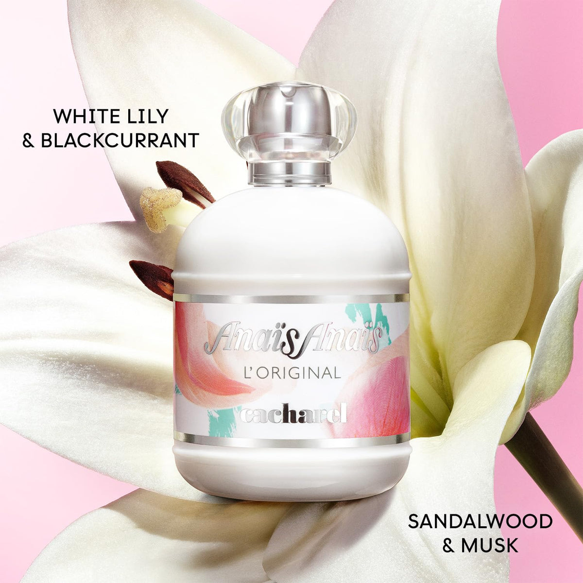 Cacharel Anais Anais Eau de Toilette sur une table