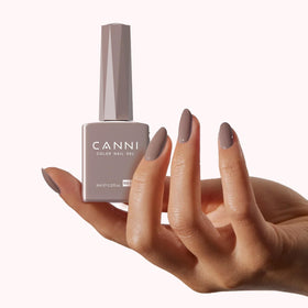 CANNI Vernis à Ongles Gel Marron Clair, bouteille ouverte