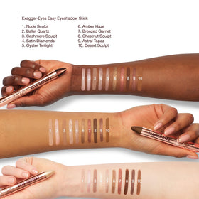 Charlotte Tilbury Exagger-Eyes Crayon Fard à Paupières en situation de maquillage