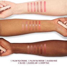 Charlotte Tilbury Pillow Talk Blush Balm Lip Tint 32g avec autres produits de beauté