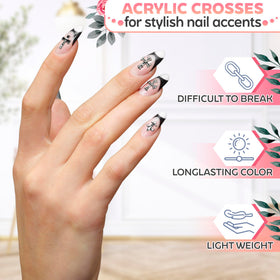 Charms ongles argent avec différents designs de croix