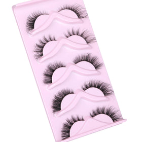 Cils Cat Eye ALICROWN portés sur un modèle