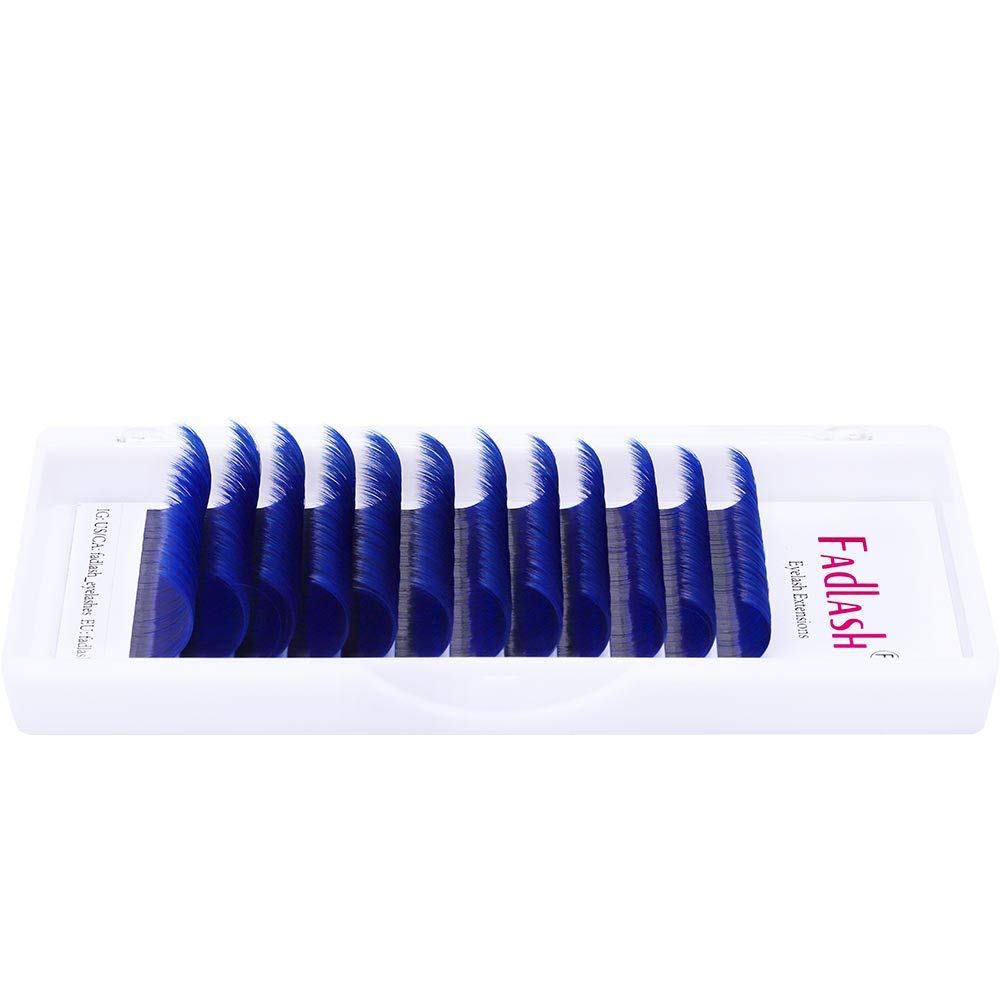 Cils faciles à épanouir FADLASH sur fond blanc