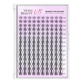 Cils Manga VEYESBEAUTY présentés sur une table de maquillage