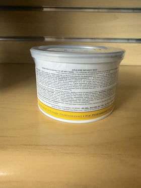 Cire GIGI Azulène Roll-On 430g dans un cadre de salle de bain