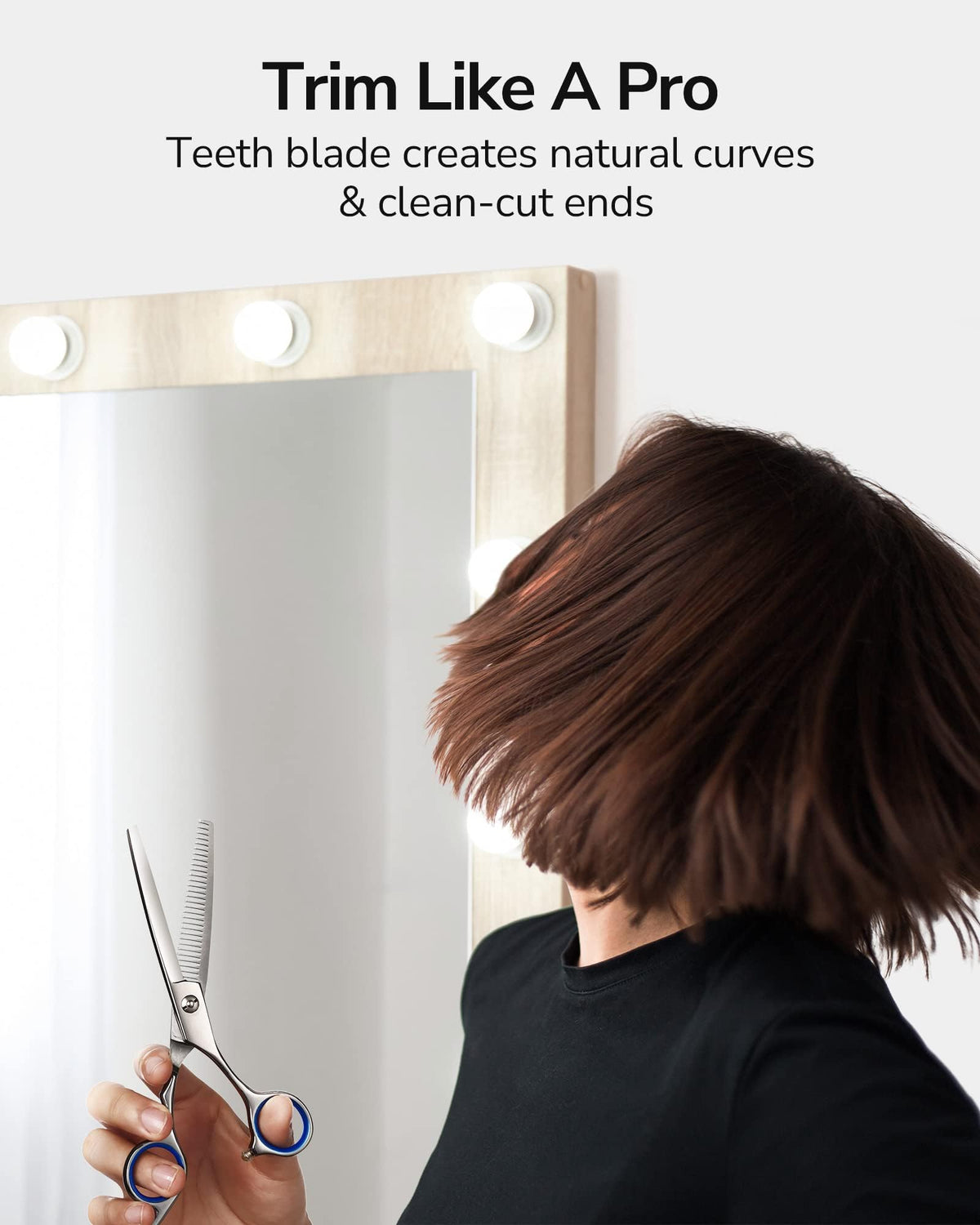 Ciseaux de coiffure ULG sur fond neutre