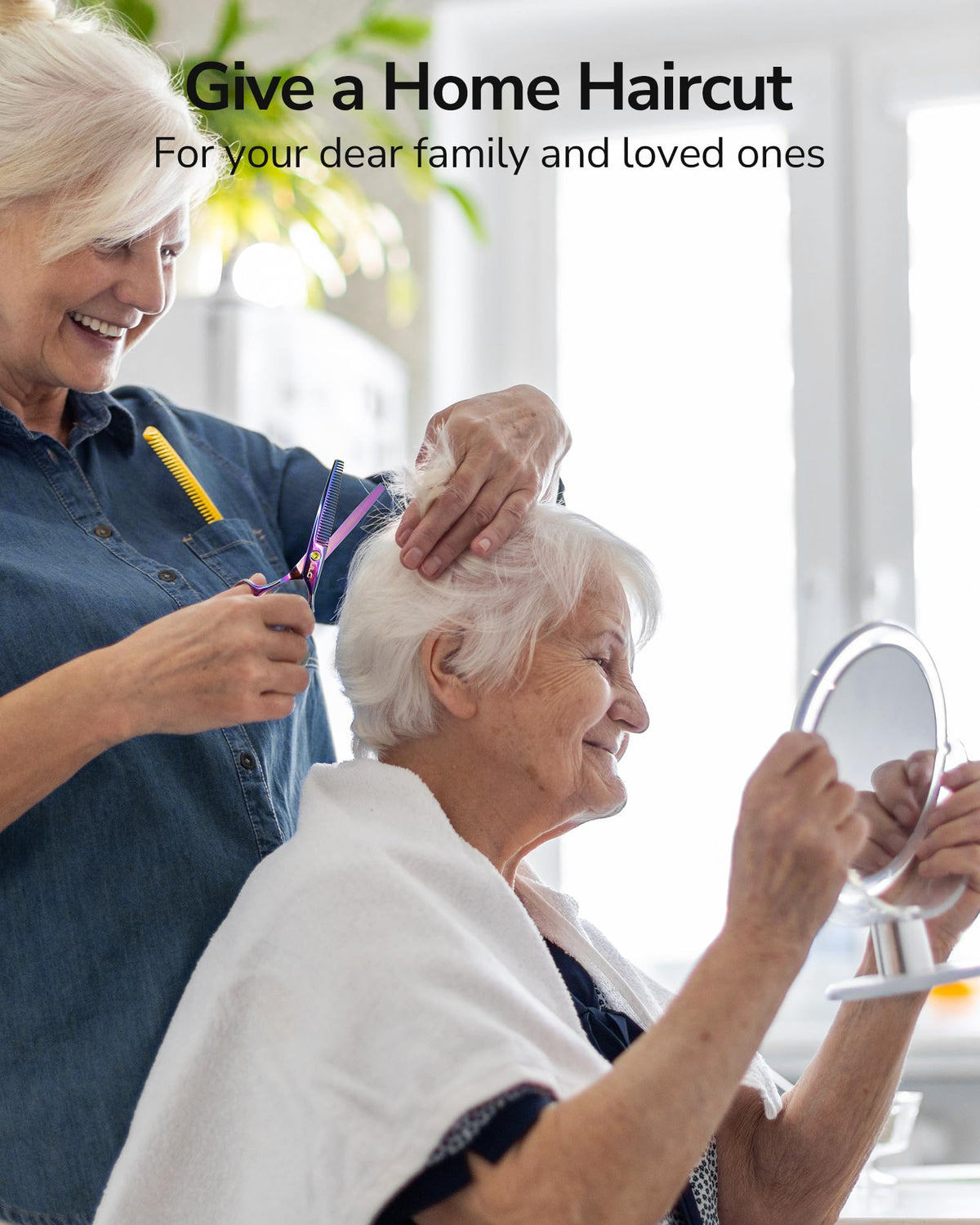 Ciseaux ULG en utilisation pour couper des cheveux