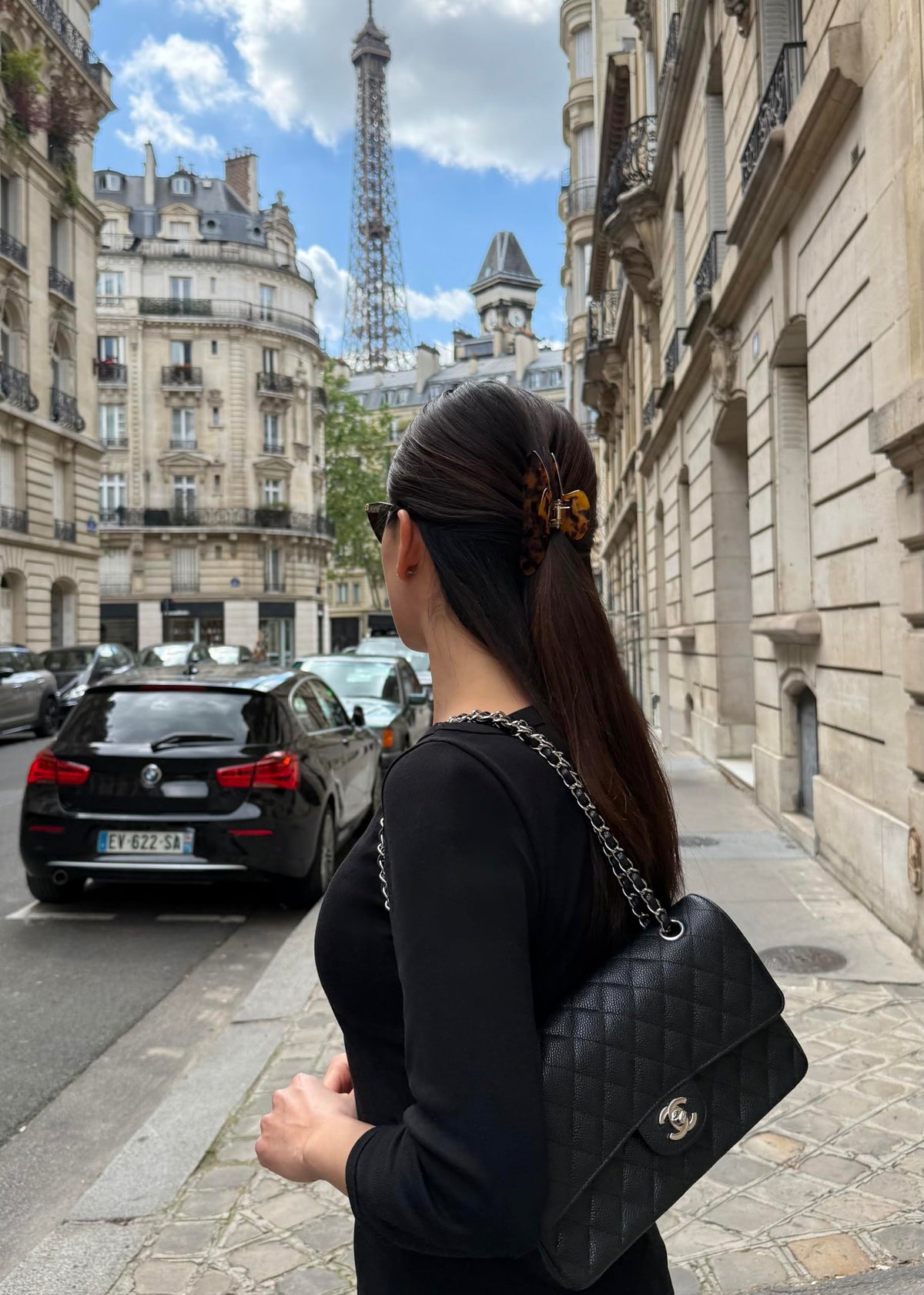 Clip à cheveux Hana Mia utilisé pour un chignon