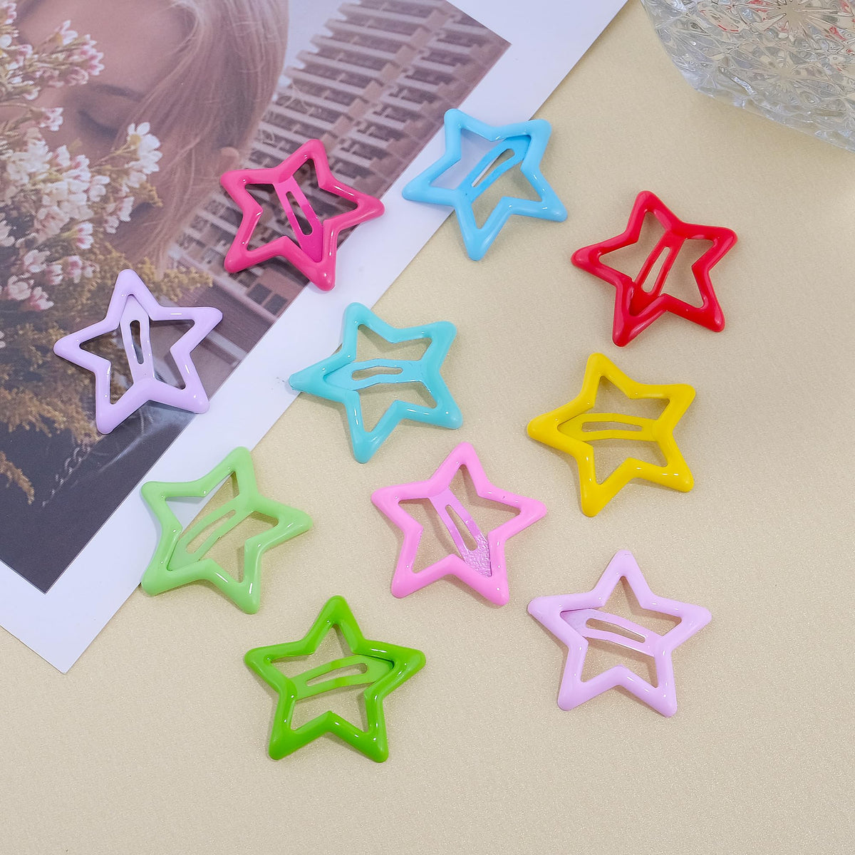Clips cheveux étoiles SAOROPEB en usage quotidien