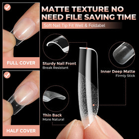 Close-up des tips d'ongles UNA GELLA sur une table
