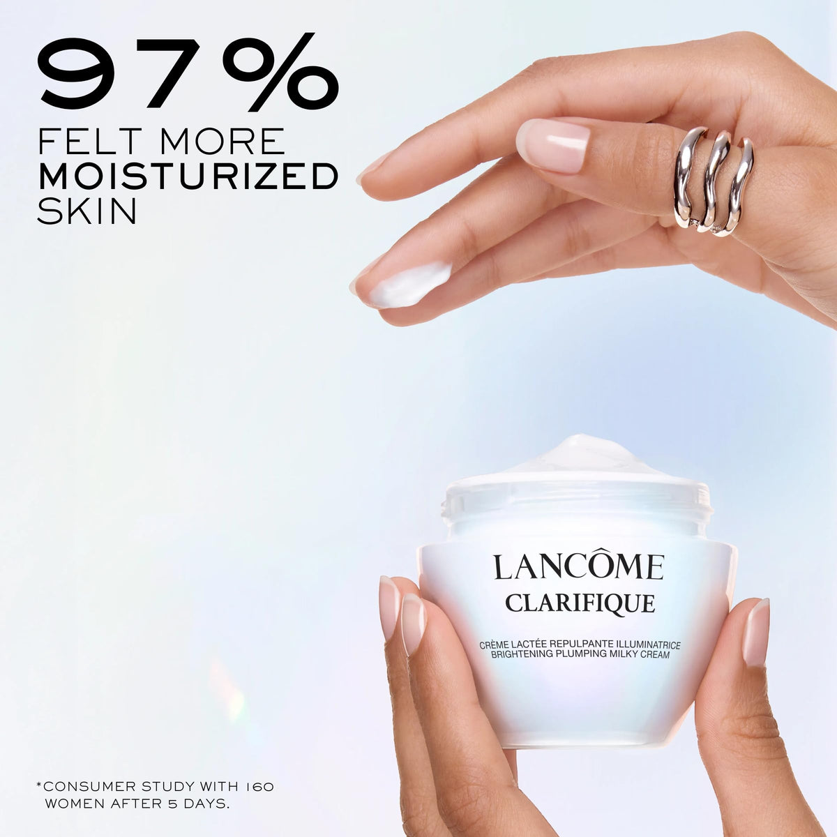 Coffret Lancôme Clarifique sur fond neutre