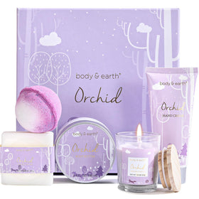 Coffret spa BODY & EARTH 5 pièces avec bougie et produits de bain
