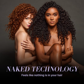 COLOR WOW Curl Wow Shook Spray dans un environnement de salon