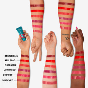 Consistance du blush liquide URBAN DECAY Hydromaniac sur une main