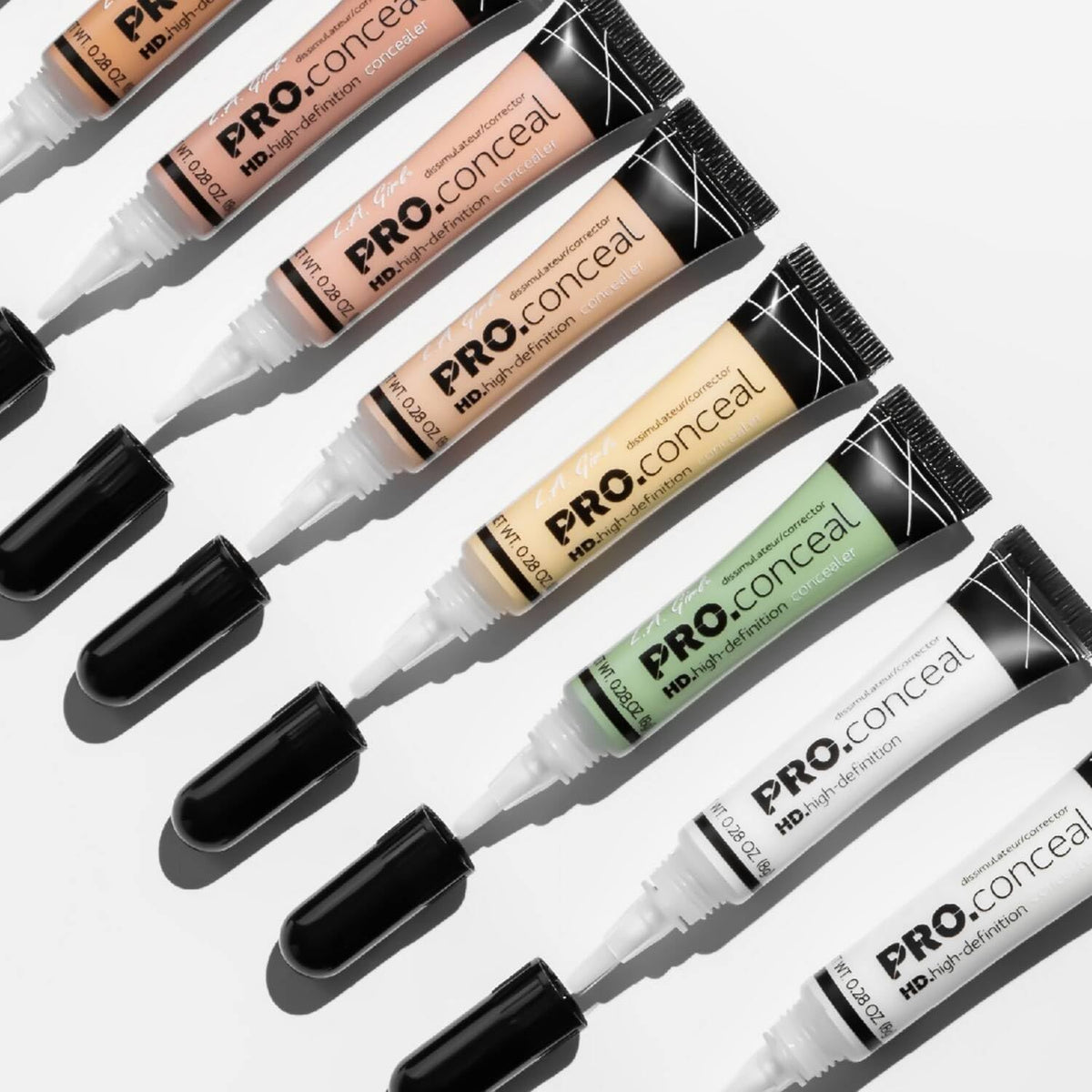 Correcteur L.A. Girl Pro Conceal avec lumière naturelle