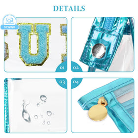 COSHAYSOO trousse de maquillage sur une serviette de plage