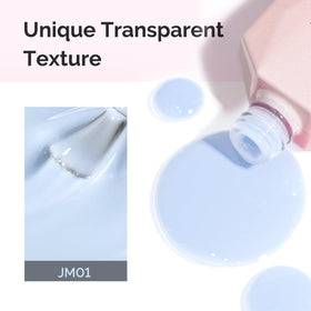 Couche de vernis à ongles gel MelodySusie sur un ongle